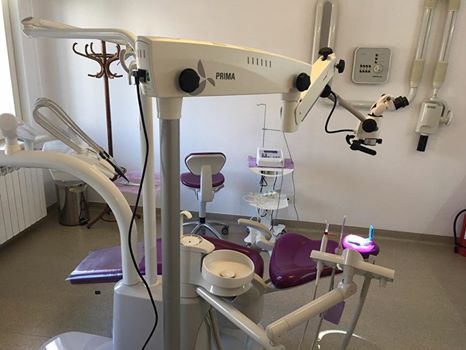Tratamentul endodontic la microscop